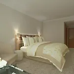 Hotel Aqua Warna