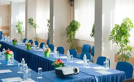 Aqua מלון וארנה