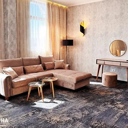 Готель Aqua 4*