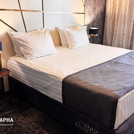 Готель Aqua 4*